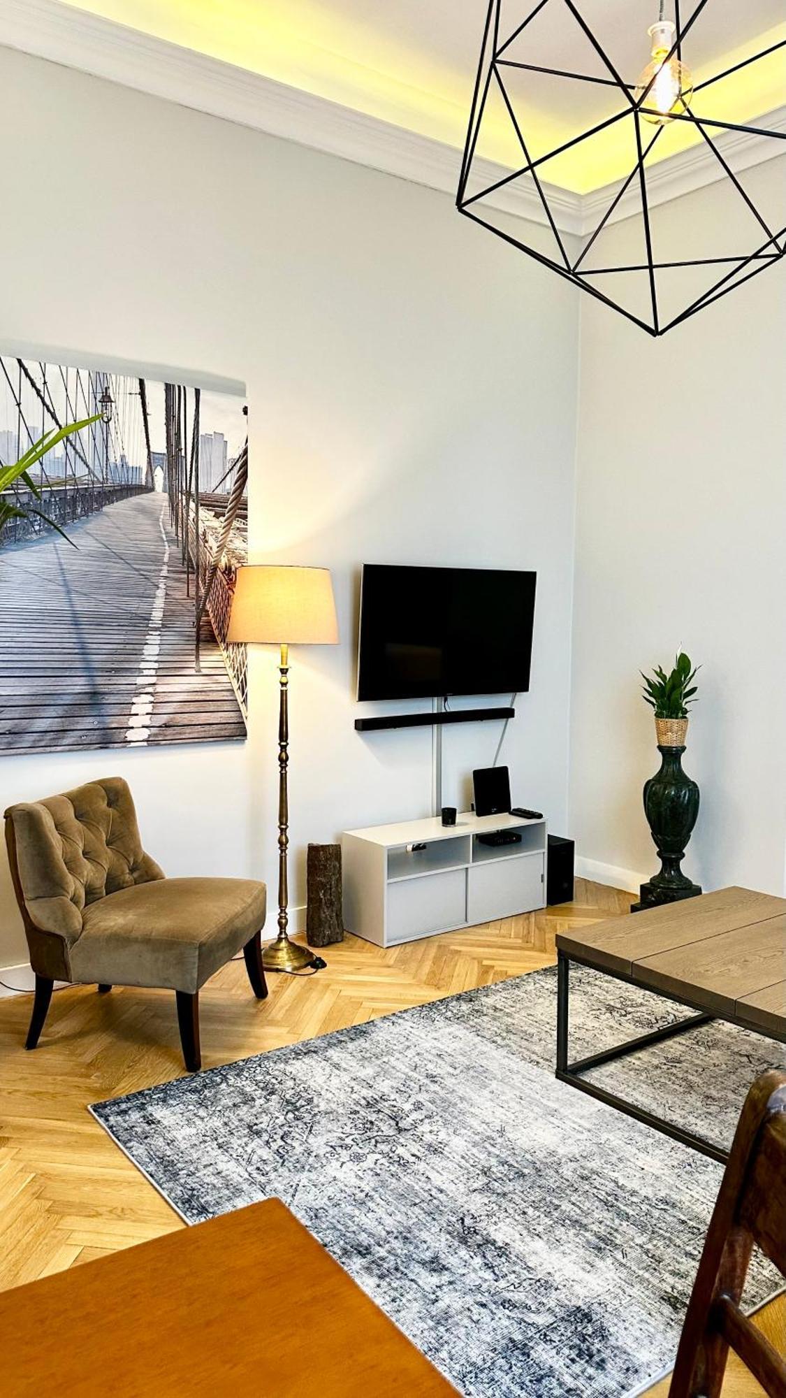 4M High Apartment In Heart Of Warsaw! Экстерьер фото