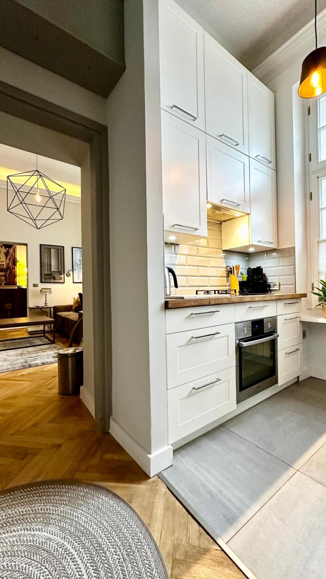 4M High Apartment In Heart Of Warsaw! Экстерьер фото